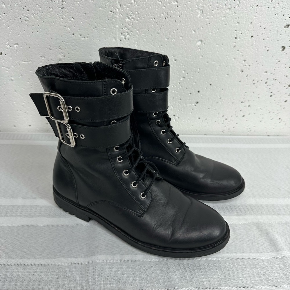 Black Suede Studio size 8 Black Lace Up Buckle Faux Sheep Fur Lined Combat Boot